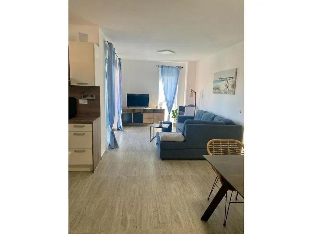 비르 Blizina Mora II Modern Retreat 빌라